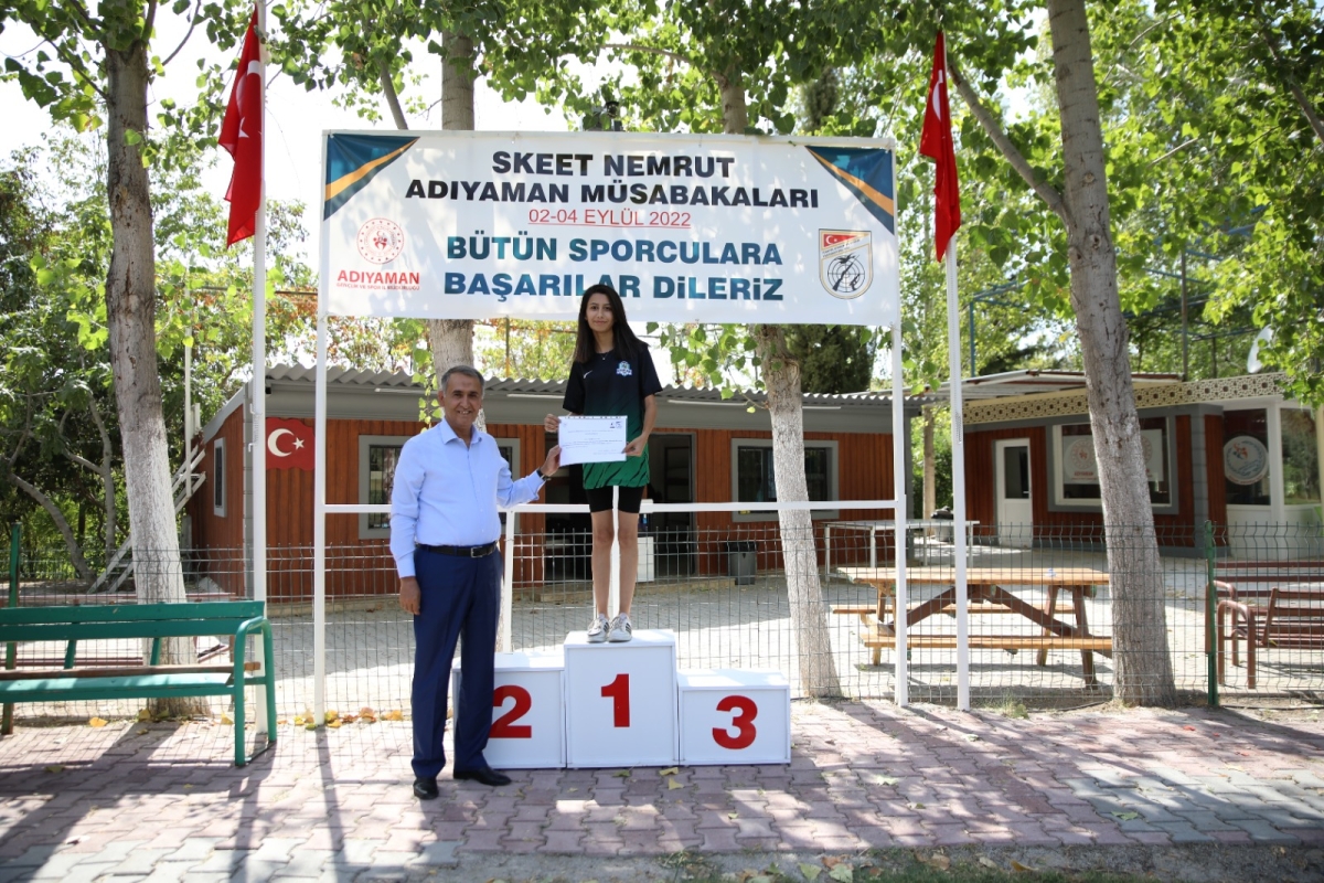 ATICILIK NEMRUT KUPASI ŞAMPİYONLARI KUPA VE MADALYALARINI ALDI 