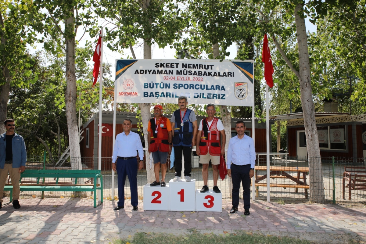 ATICILIK NEMRUT KUPASI ŞAMPİYONLARI KUPA VE MADALYALARINI ALDI 