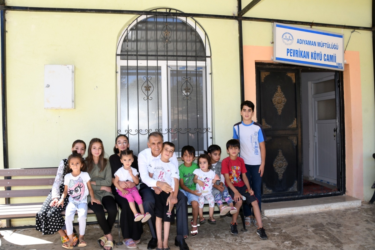 VALİ ÇUHADAR’IN KÖY ZİYARETLERİ ARALIKSIZ DEVAM EDİYOR