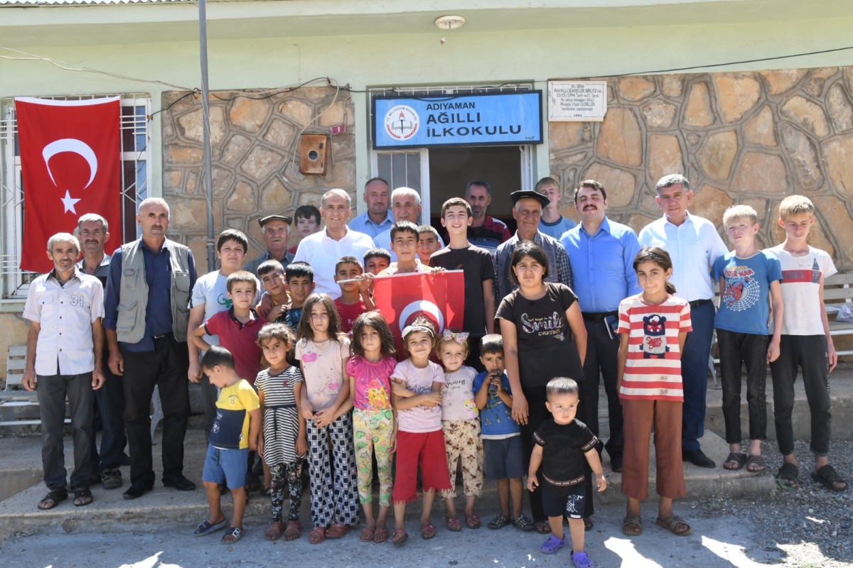 VALİ ÇUHADAR’IN KÖY ZİYARETLERİ ARALIKSIZ DEVAM EDİYOR