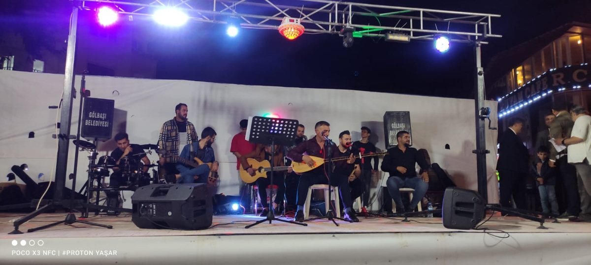 Gençler Festivalde Buluştu