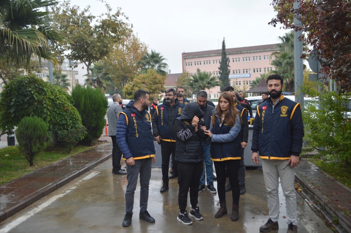 19 yıl önce doğumundan sonra kaybolan bebek için 8 gözaltı