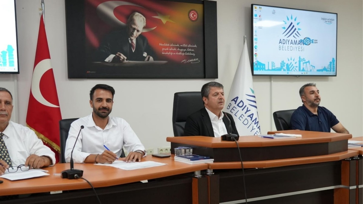 Başkan Tutdere Kiralık Araç Devrini Kapattık